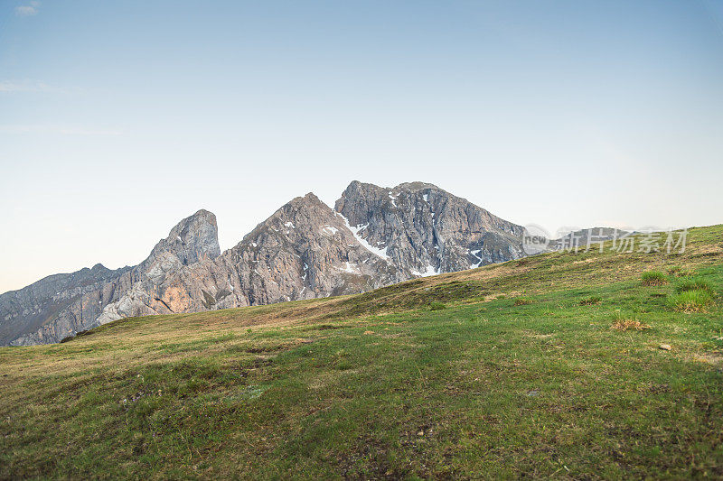 意大利Dolomites地区Cortina d Ampezzo、Ra Gusela和Nuvolau附近的Passo Giau